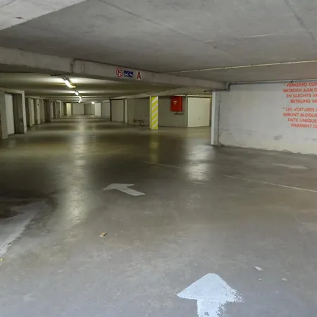 Apartament In Near The *